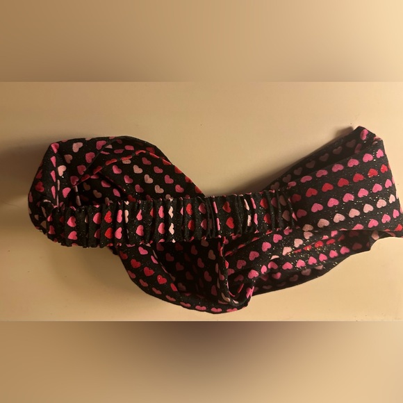 Heart Headband 🩷🤍❤️ - Picture 4 of 4